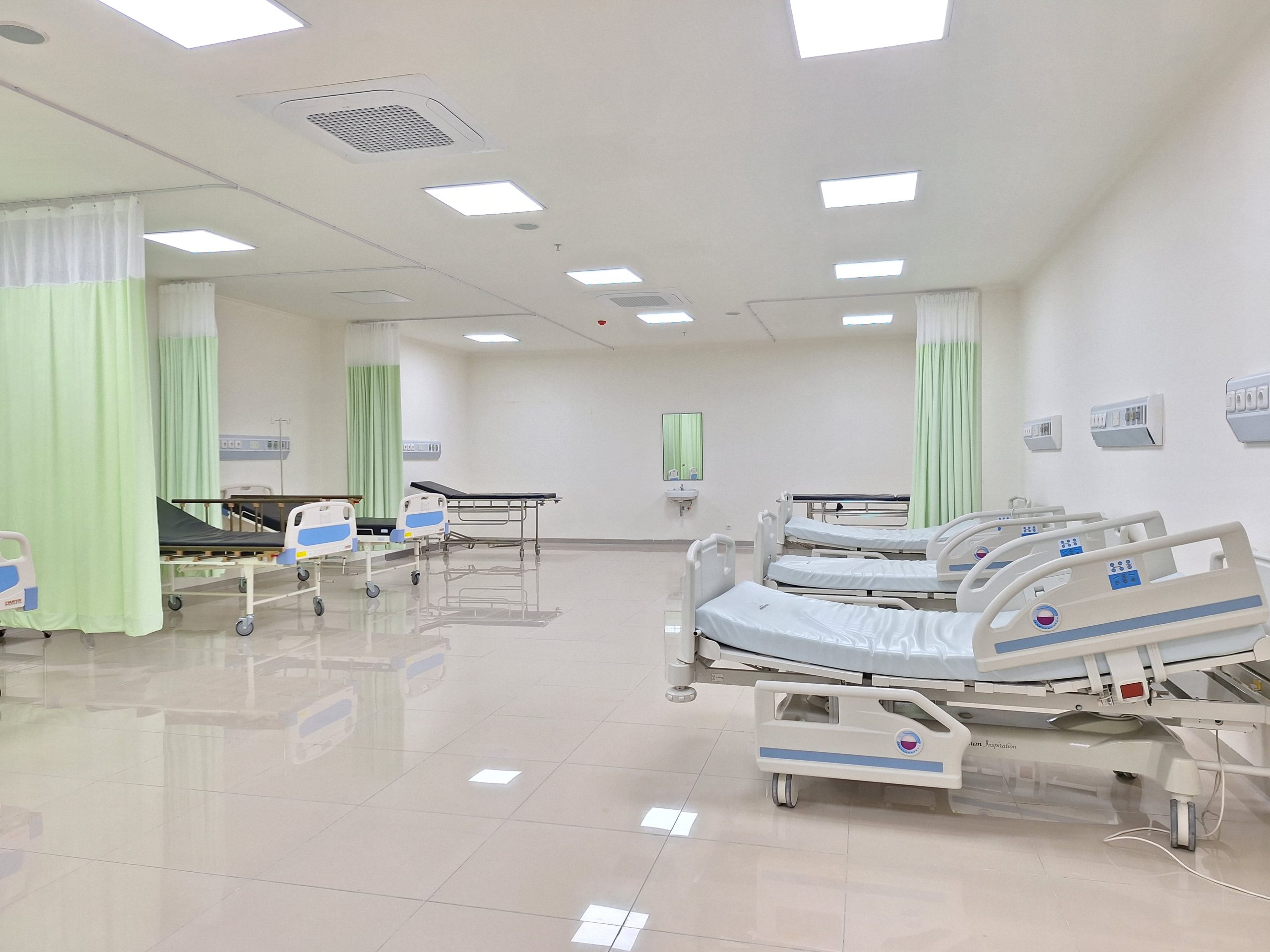 Suasana pelayanan di RS UNRAM